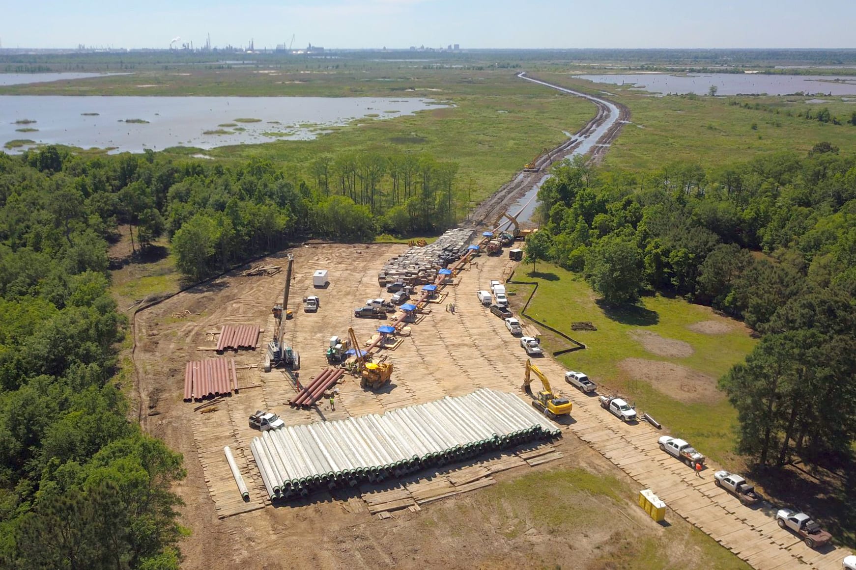 Marsh Push Site on 24” pipeline near Beaumont, Texas.